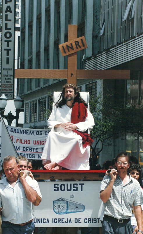 inri-cristo-parade-3